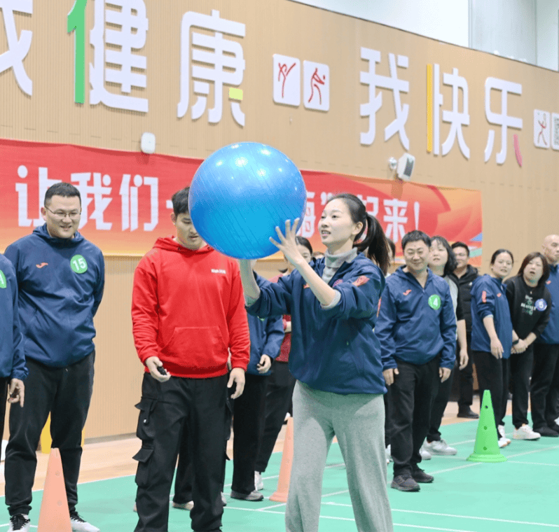 开云app官方下载 -关于Karsa在加拿大队比赛中回归赛场,回归赛场引发热议!的信息